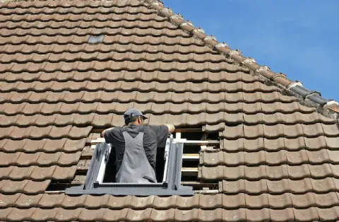 Pose de velux - Charchigné